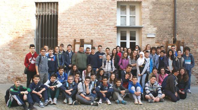 Vivere nel rifugio antiaereo: gli studenti di San Damiano studiano la storia di Asti in guerra  