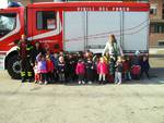 La scuola dell'Infanzia di Portacomaro Stazione in visita alla Caserma dei Vigili del Fuoco