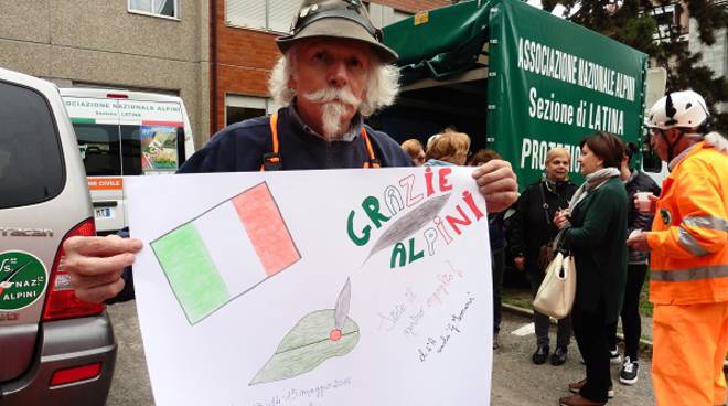 Asti, Penne alla scuola Ferraris, tirata a lucido la locomotiva