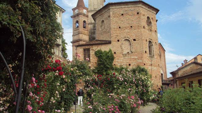 Rose e fragole per un grande succeso al Castello Reale di Govone