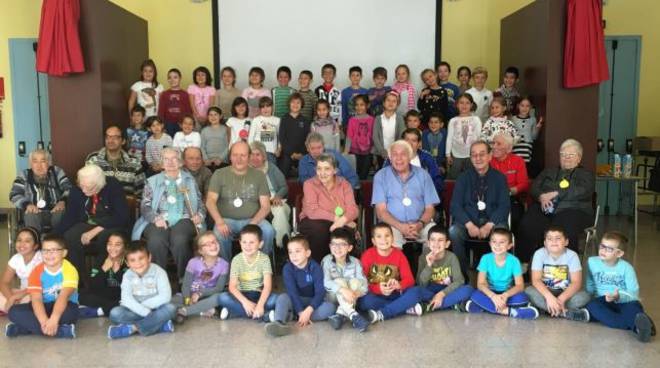 Alla Casa di Riposo Città di Asti l'incontro con i bambini della Scuola Anna Frank