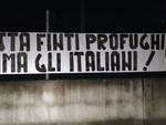 "Basta finti profughi, prima gli italiani", CasaPound contro l'hub di Castello d'Annone