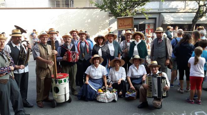 Domenica al circolo Way Assauto il gruppo J'Arliquato propone “Cantè Carvè”