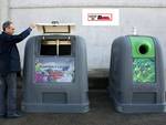 Asti, cassonetti stradali in corso alla Vittoria per la raccolta della plastica