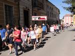 Oltre 200 persone alla camminata enogastronomica di Castelnuovo Belbo