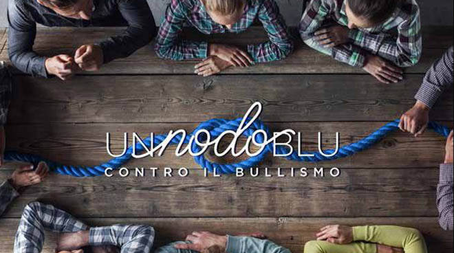 un nodo blu contro il bullismo