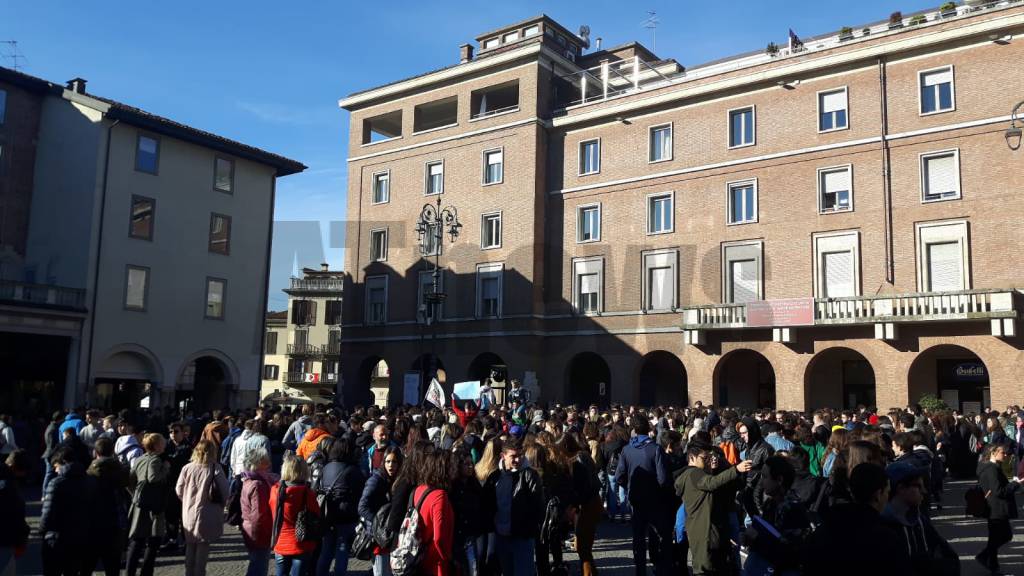 Climate Strike: Friday for future di Asti