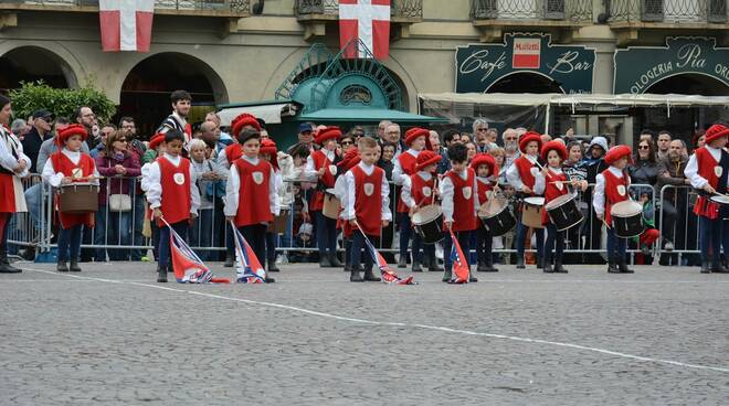 Sbandierata del Santo 2019 Asti