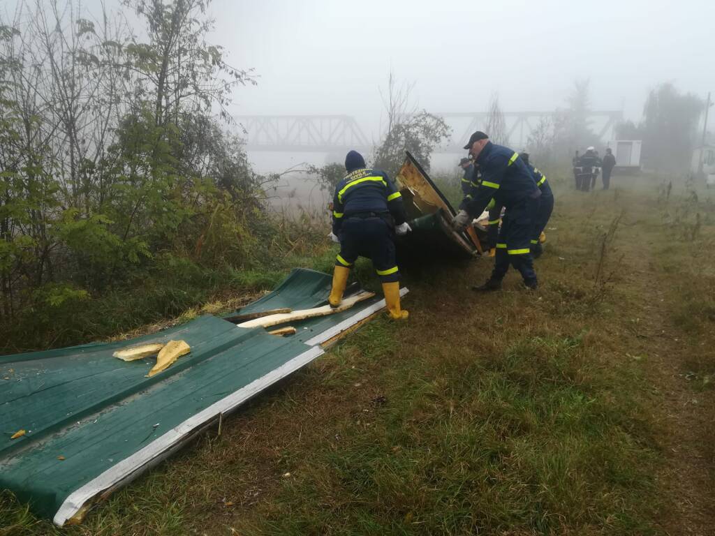 Intervento protezione civile asti riva destra Tanaro 