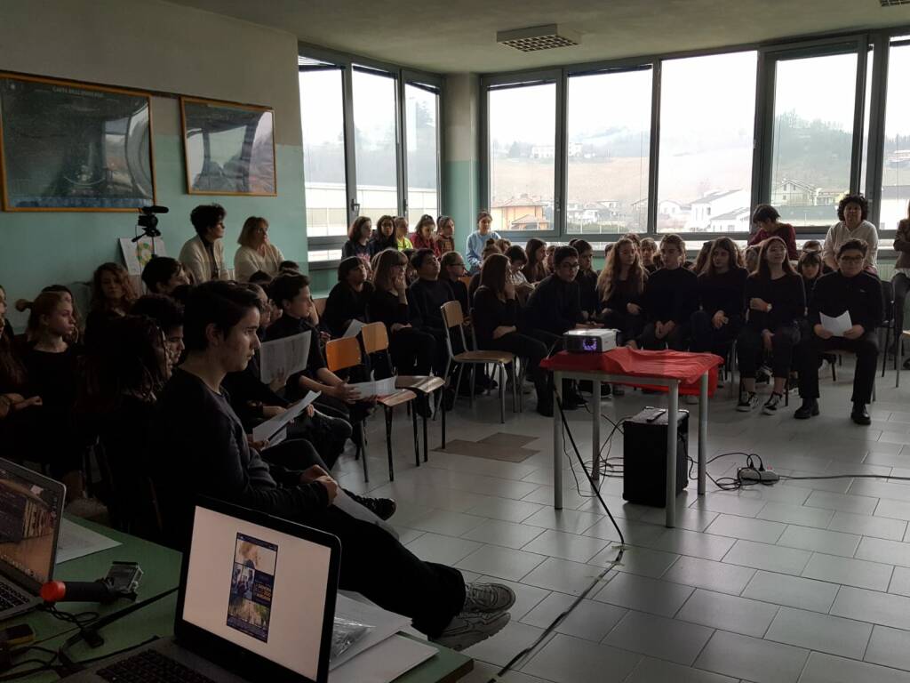 Film, musica e libri per non dimenticare: così gli studenti di Nizza commemorano la Shoah