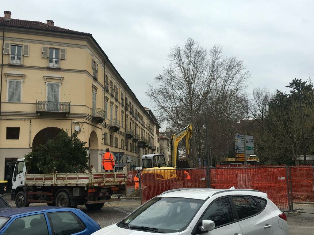 lavori in piazza alfieri asti