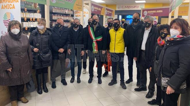 inaugurazione mercato coperto campagna amica