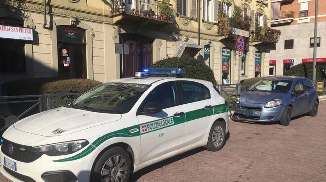 Incidente asti piazza i maggio