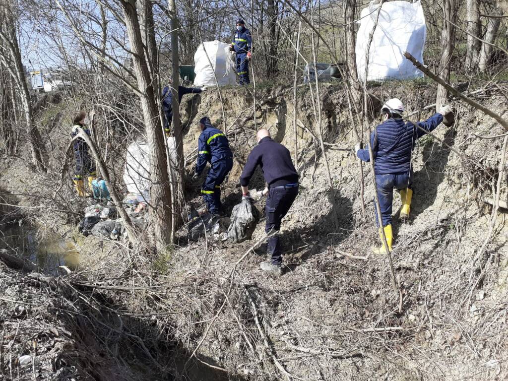 intervento volontari protezione civile castello di belangero