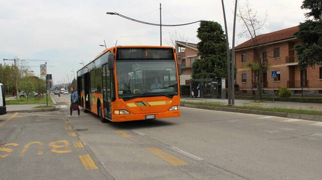 Alba: da lunedì 3 maggio cambia il percorso della linea bus 3 Ricca - San Cassiano