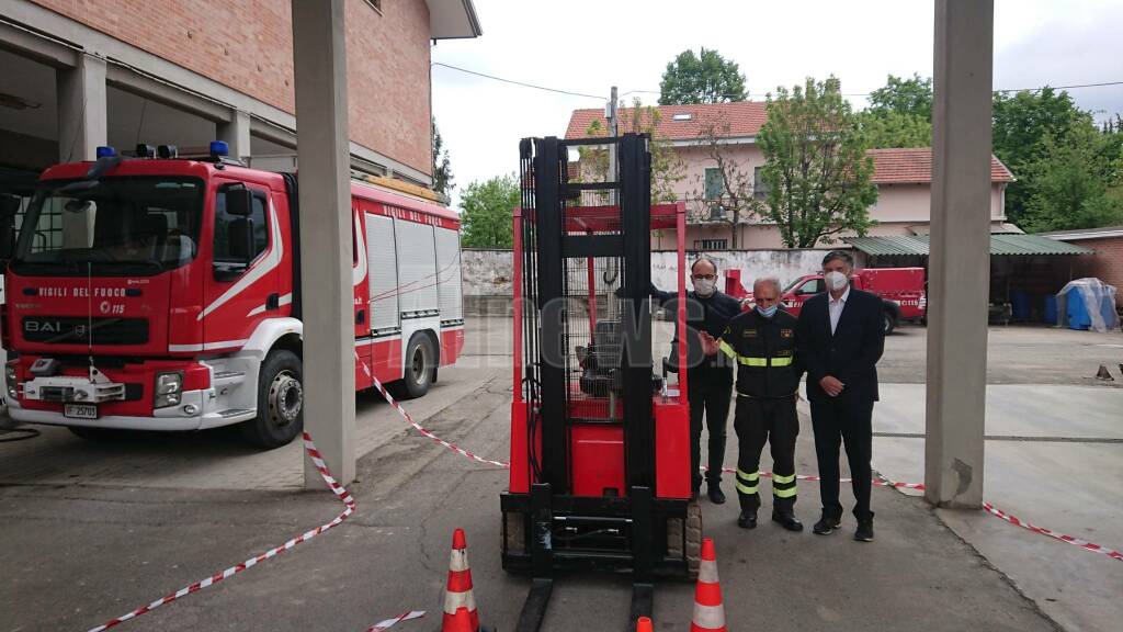 Inaugurazione carrello elevatore Vigili del fuoco donazione Fondazione Cr Asti