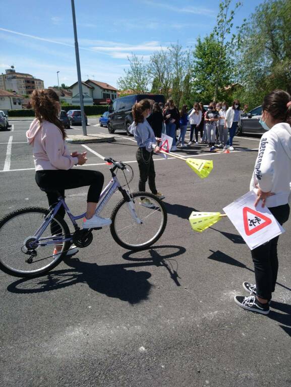 Progetto Back2bike Scuole Medie Dalla Chiesa di Nizza Monferrato