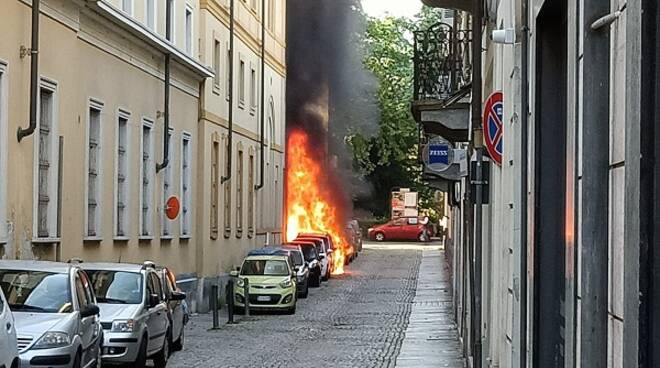 incendio via bottallo