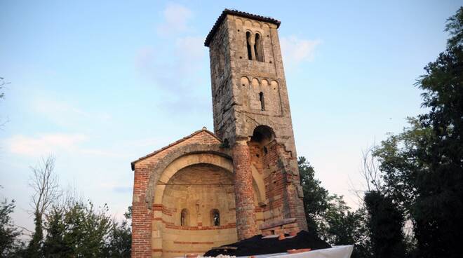 Chiesa romanica di San Vittore Montemagno