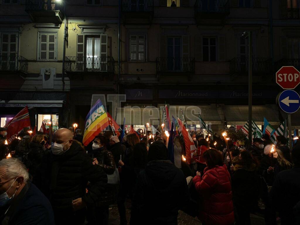 Fiaccolata per la pace Asti