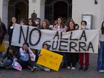 Studenti in piazza ad Asti contro la guerra