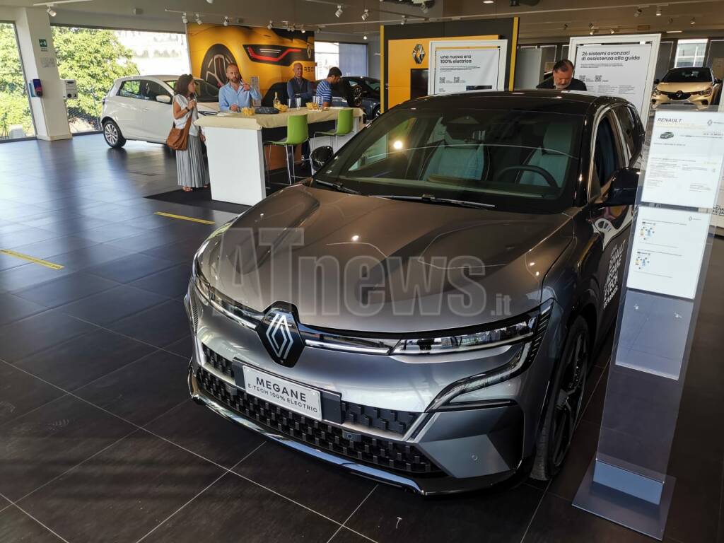 presentazione Renault Megane E-Tech da errebi