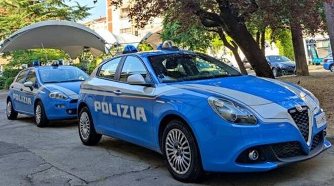 polizia asti stazione asti