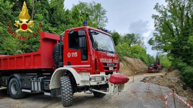 vigili del fuoco asti in emilia per alluvione