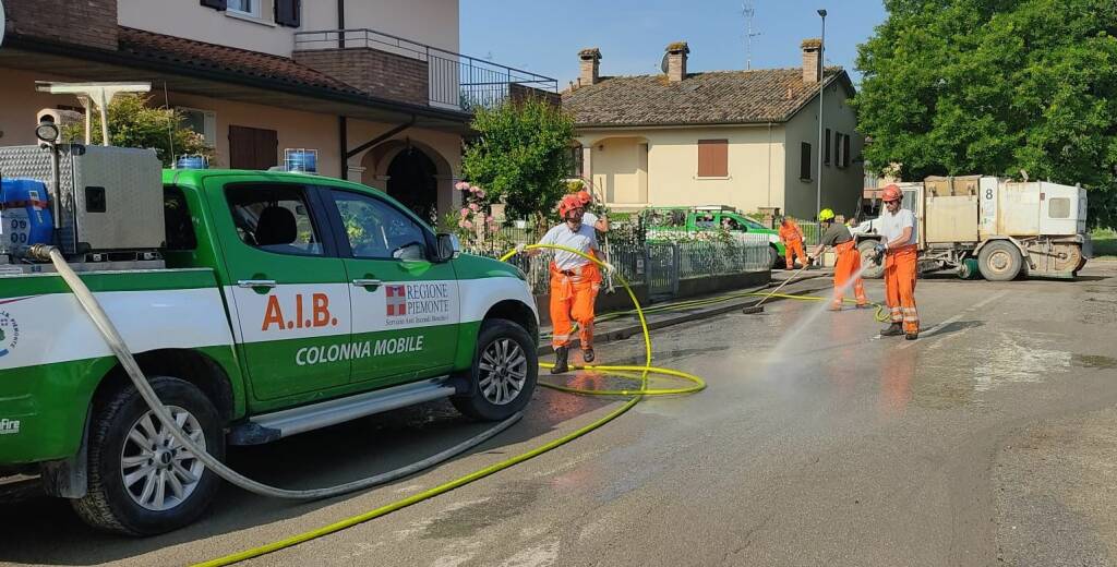 volontari protezione civile piemonte in emilia romagna