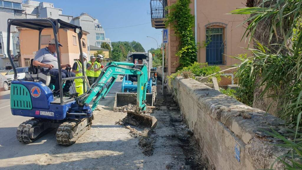 volontari protezione civile piemonte in emilia romagna