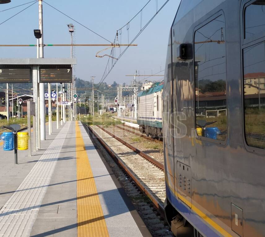 treno asti alba