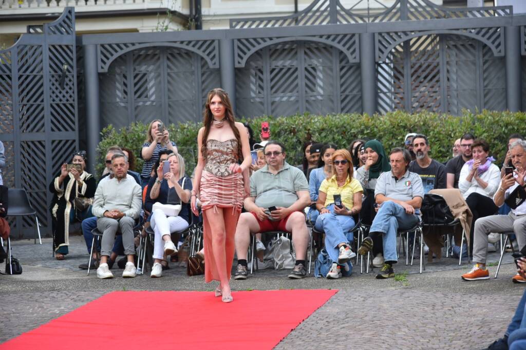 Sfilata moda Castigliano Asti 2024 foto Penna