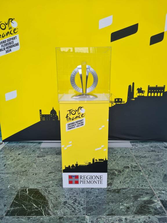 Grand Depart trofeo grattacielo piemonte