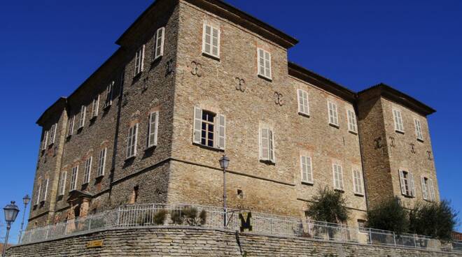 https://www.atnews.it/photogallery_new/images/2024/09/castello-di-mango-212881.660x368.jpg