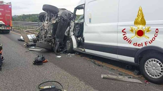 incidente a33 asti cuneo